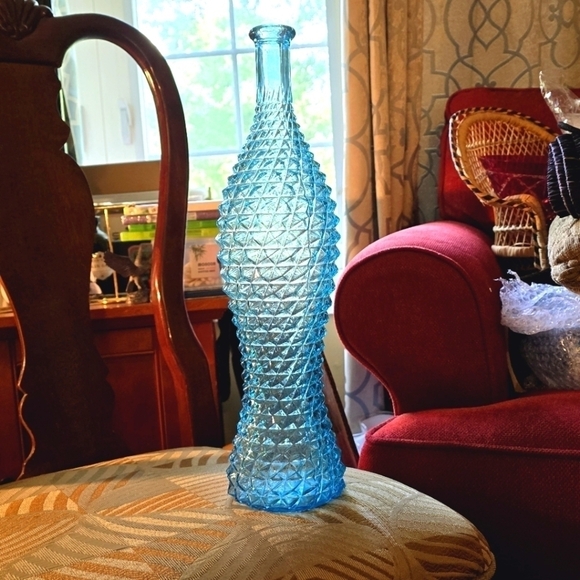 Empoli 15" Tall Diamond Pattern Bottle - Translucent Light Blue - Picture 2 of 3